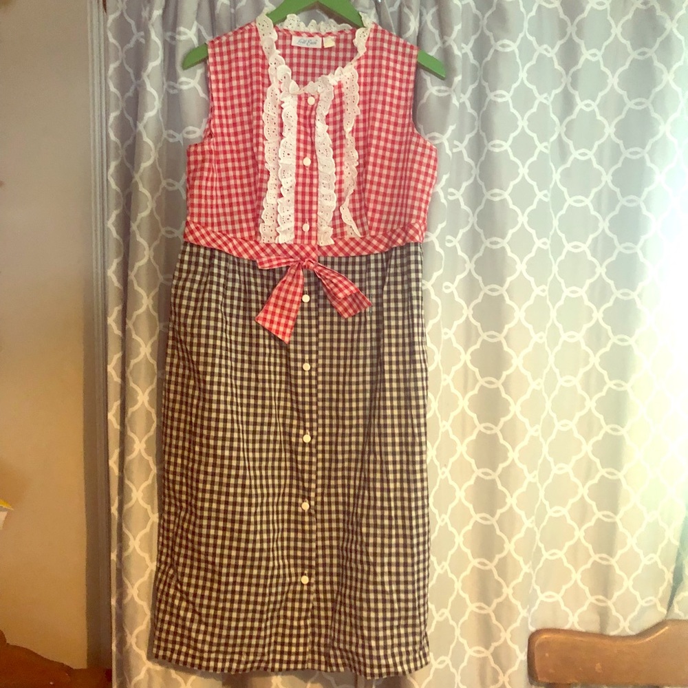 Vintage gingham dress, large perfect condition red